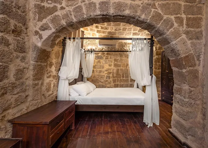 Konukevi Saint Michel Boutique