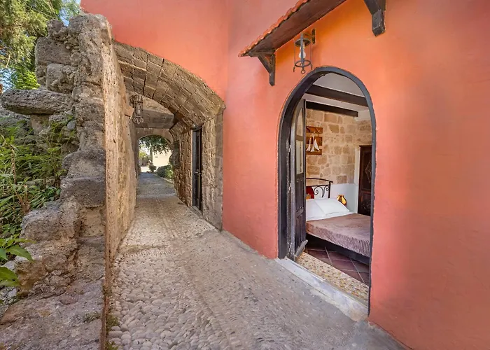 Saint Michel Boutique