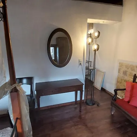 Gasthuis Saint Michel Boutique 3*