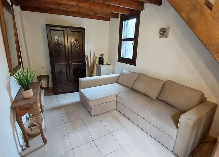 Saint Michel Boutique Πανσιόν 3*