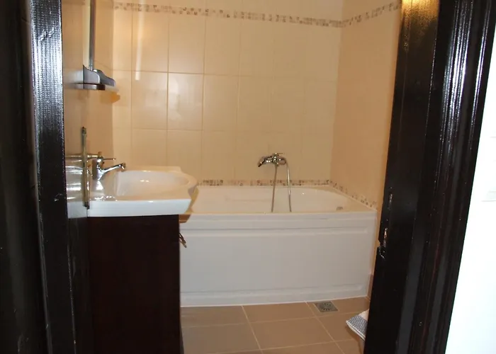 Πανσιόν Saint Michel Boutique 3*