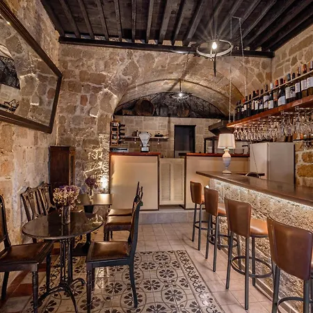 Πανσιόν Saint Michel Boutique