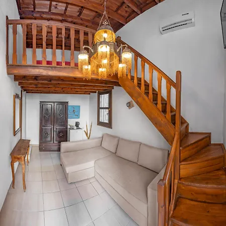 Saint Michel Boutique Πανσιόν 3*